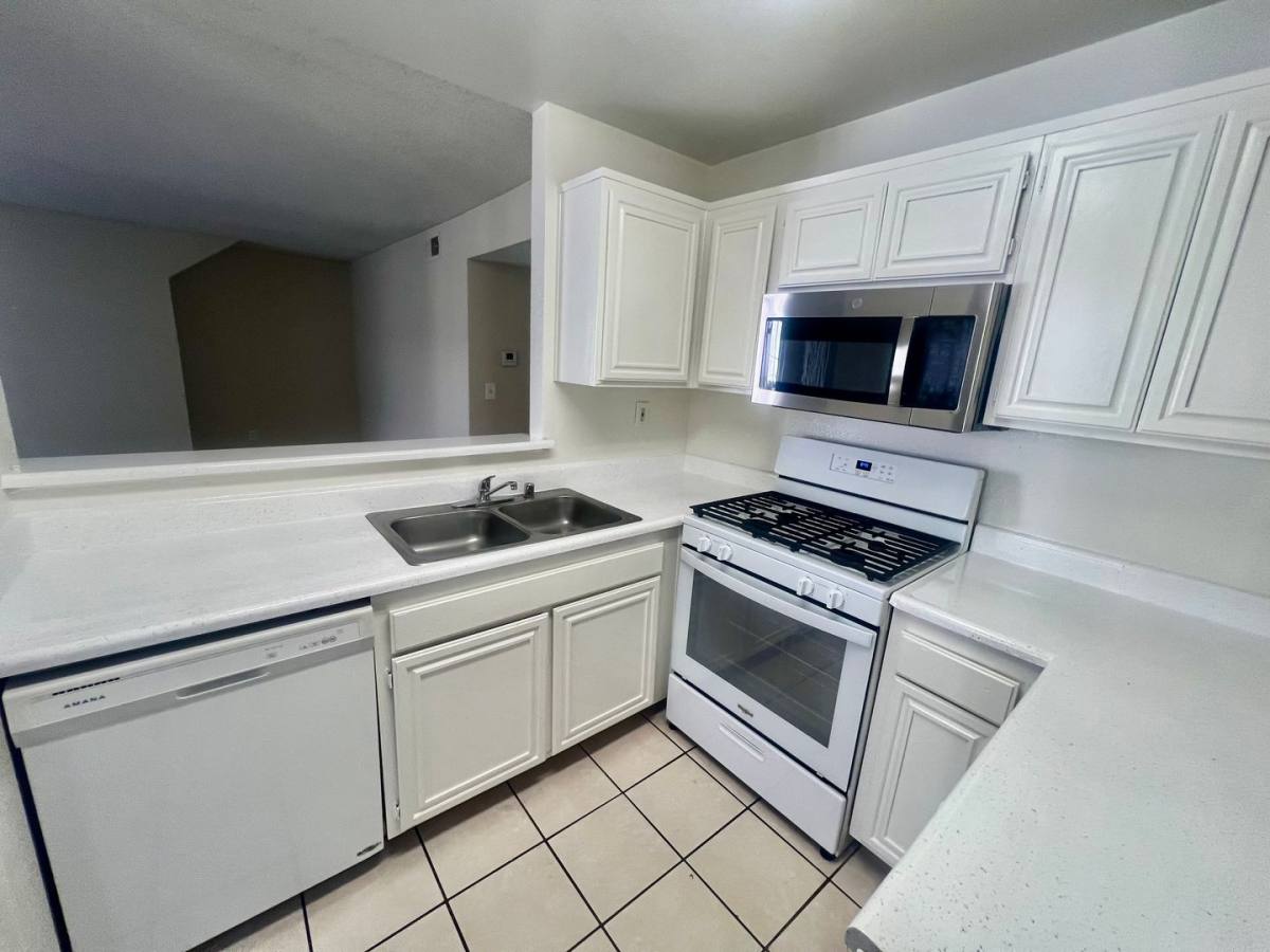 Apartment for rent at 7020 Remmet Ave, Canoga Park, CA 91303