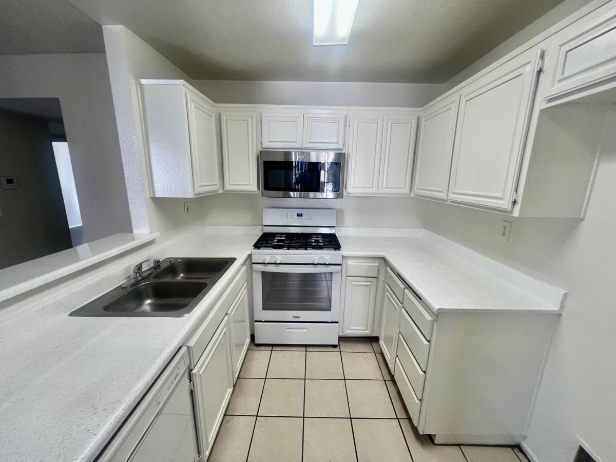 Apartment for rent at 7020 Remmet Ave, Canoga Park, CA 91303
