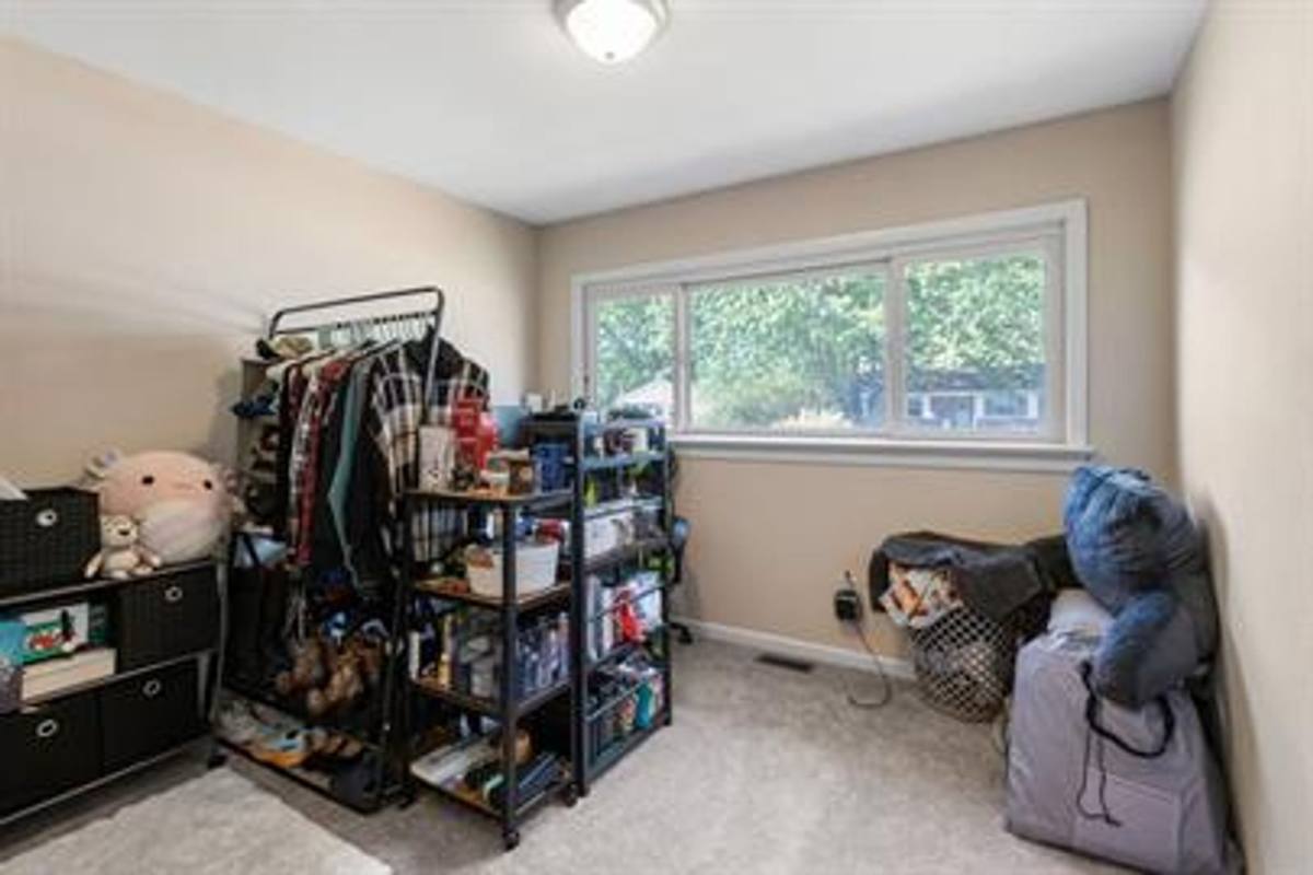 House for rent at 222 Belray Dr, Newport News, VA 23601
