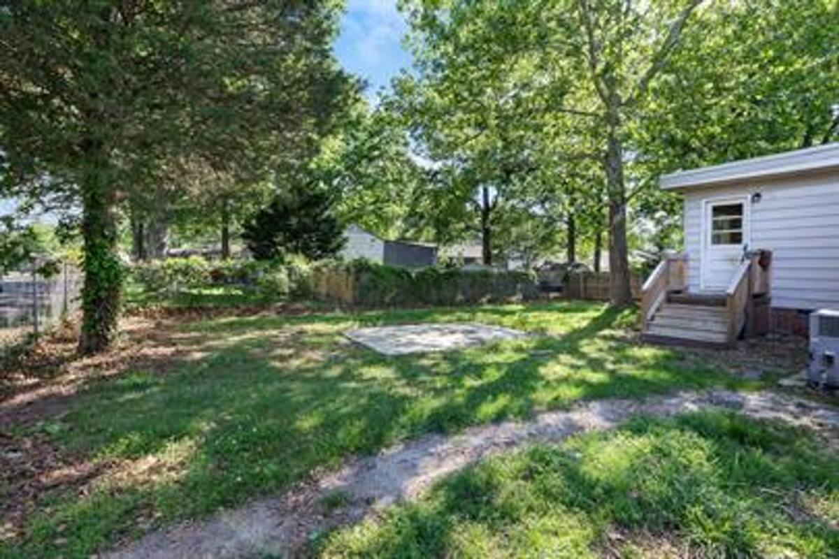 House for rent at 222 Belray Dr, Newport News, VA 23601