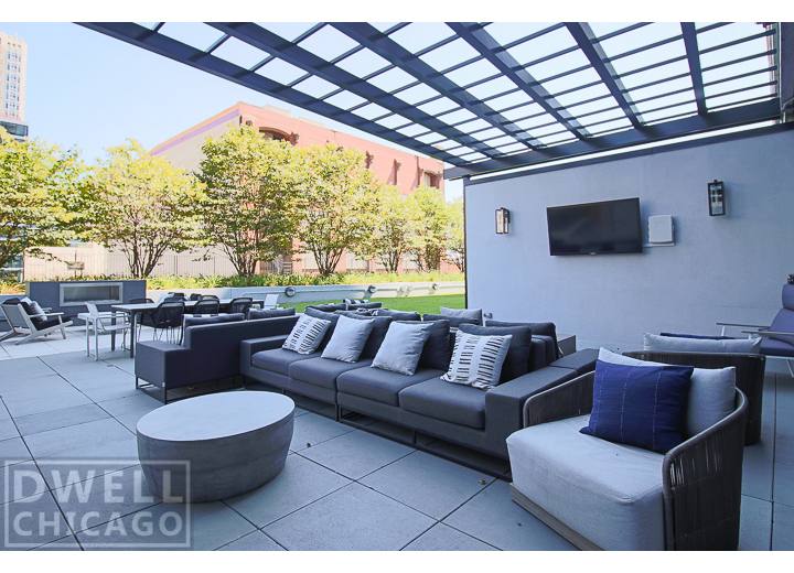 Apartment for rent at 1401 S State St, Chicago, IL 60605