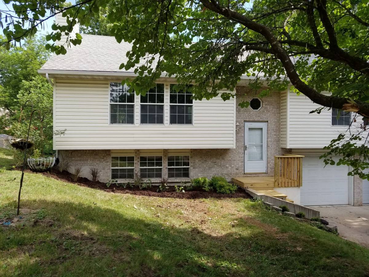 House for rent at 2305 Primrose Dr, Columbia, MO 65202