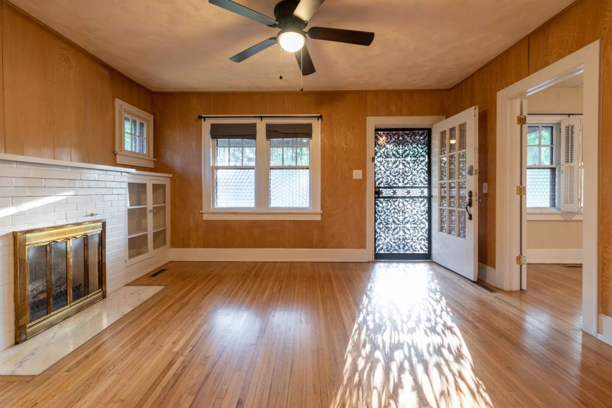 House for rent at 1554 S Campbell Ave, Springfield, MO 65807