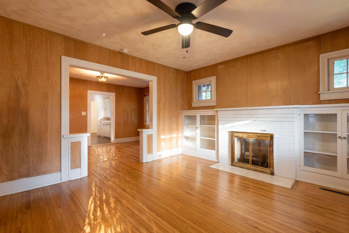 House for rent at 1554 S Campbell Ave, Springfield, MO 65807