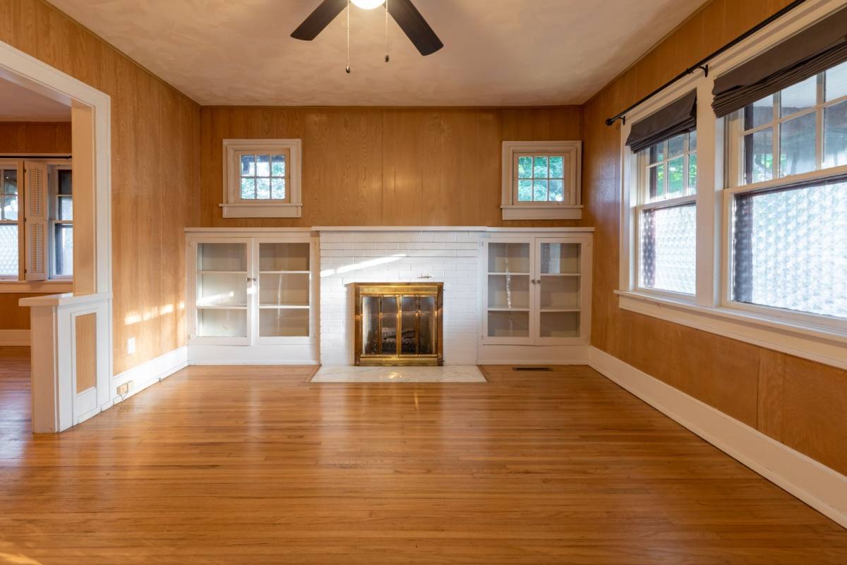 House for rent at 1554 S Campbell Ave, Springfield, MO 65807