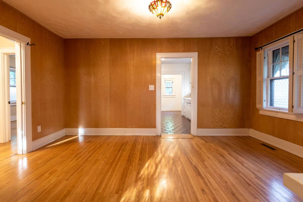 House for rent at 1554 S Campbell Ave, Springfield, MO 65807