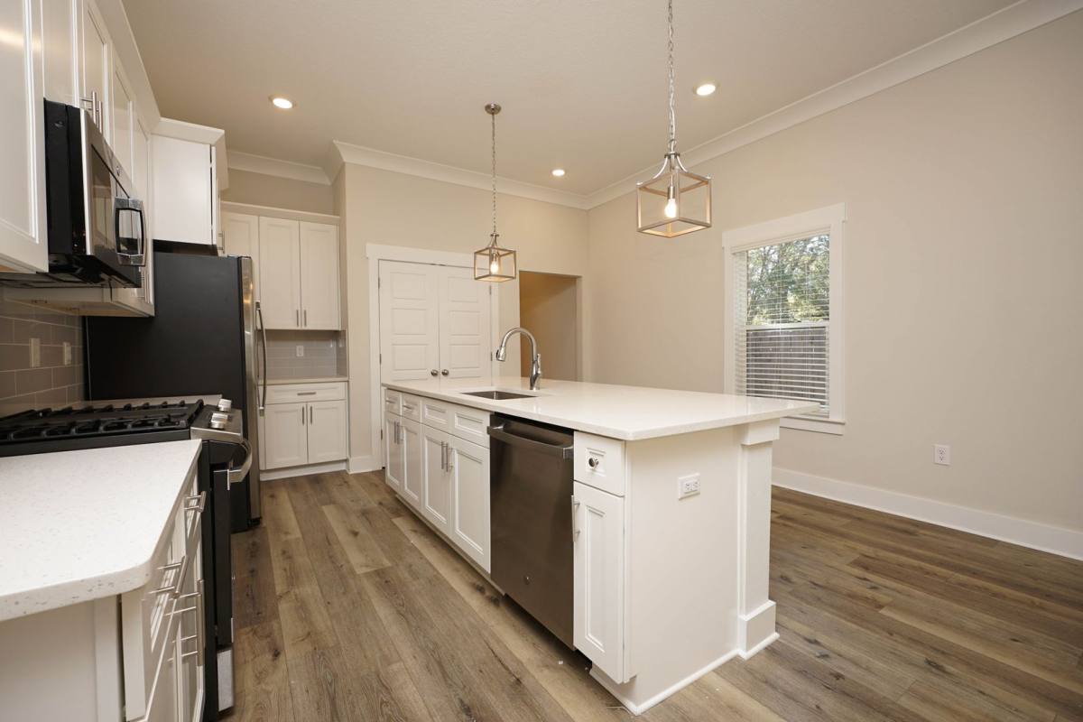 House for rent at 1568 Pine St, Niceville, FL 32578