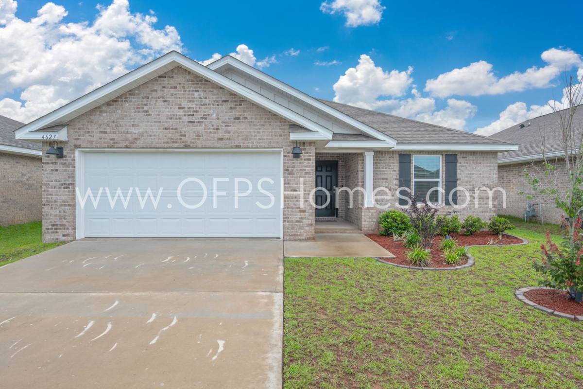 House for rent at 4627 Naval Court, Crestview, FL 32539