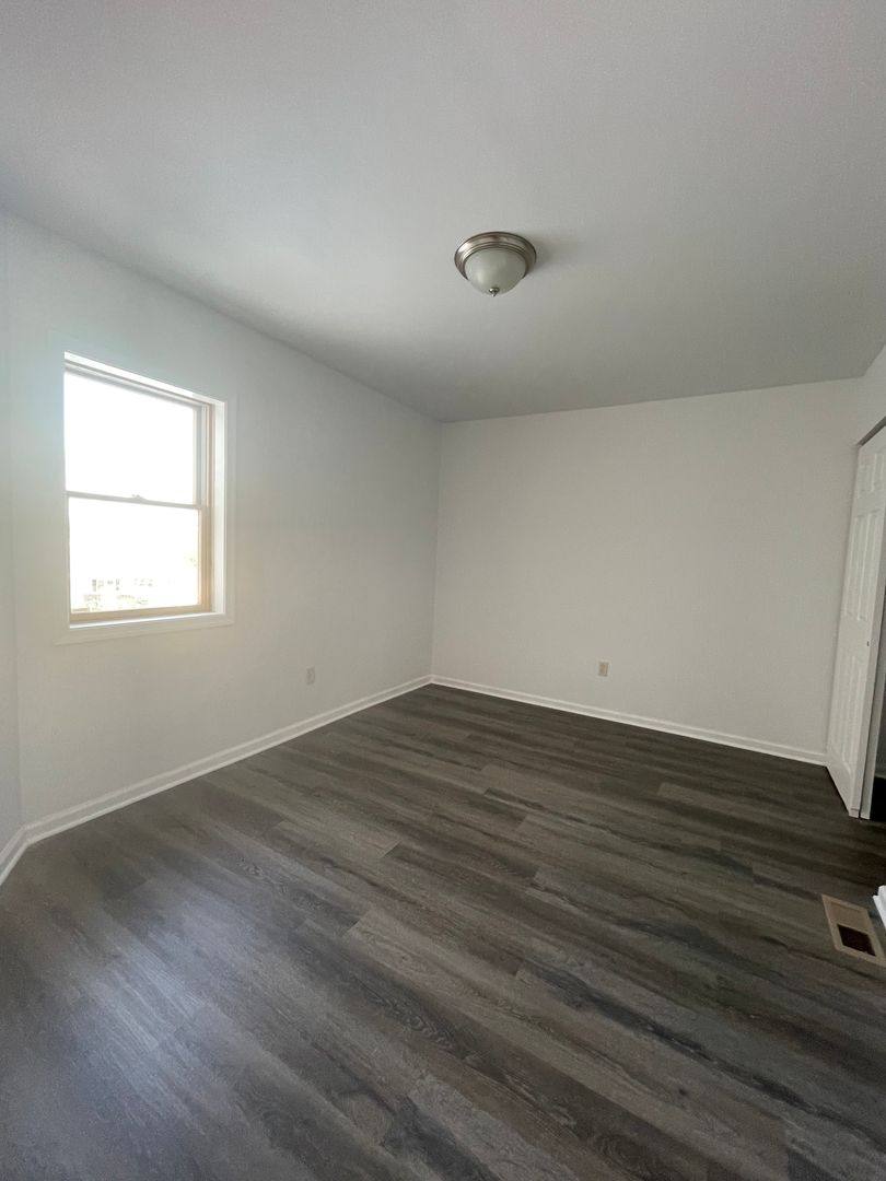 House for rent at 142 4th St, Slatington, PA 18080