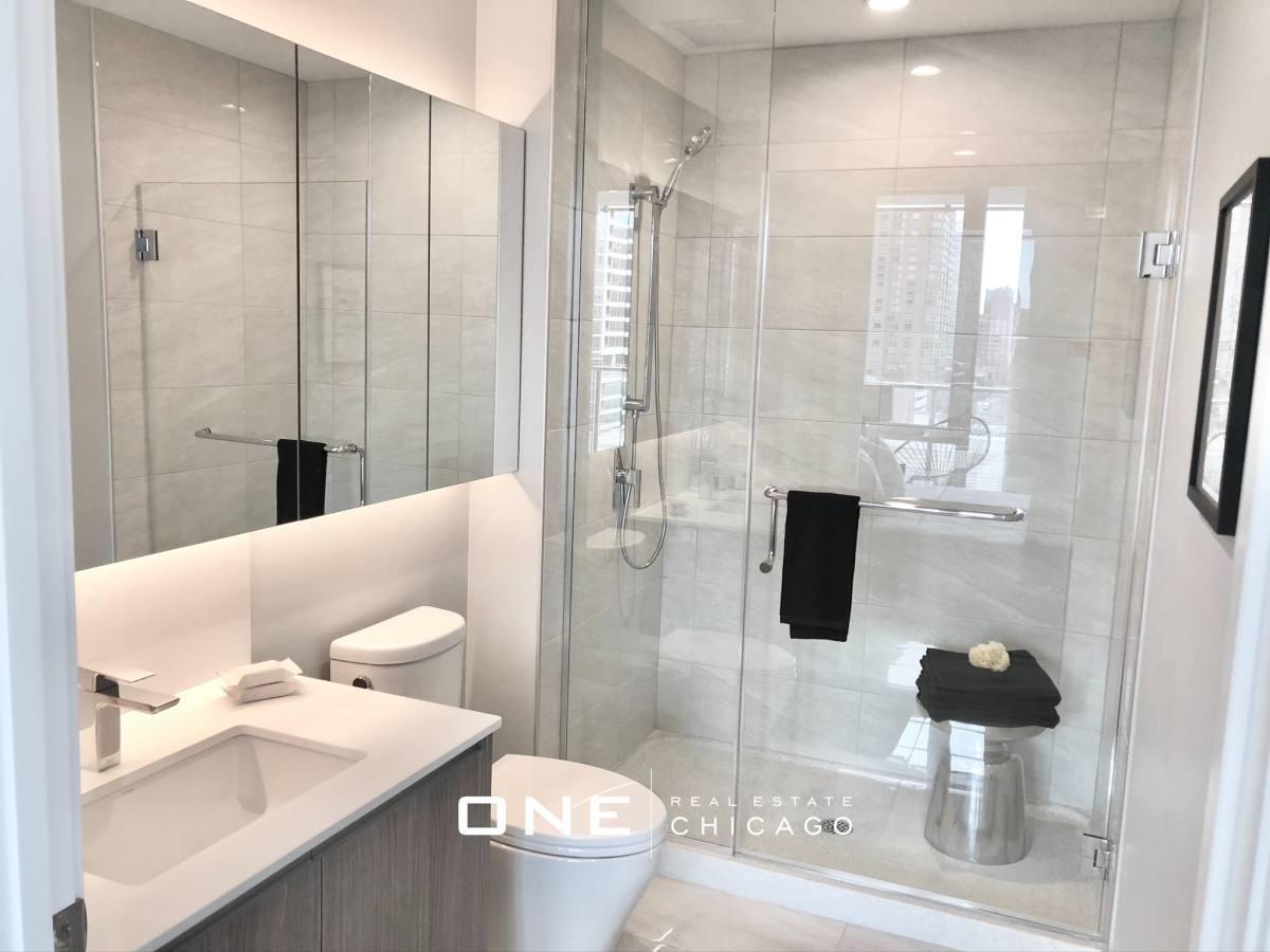 Apartment for rent at 1140 N Wells, Chicago, IL 60610