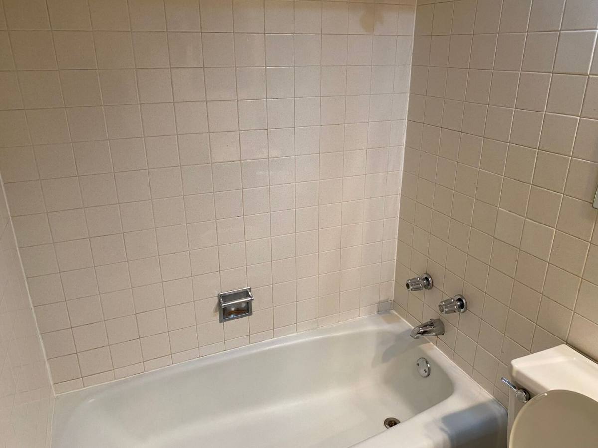 Apartment for rent at 431 W Barry #328, Chicago, IL 60657