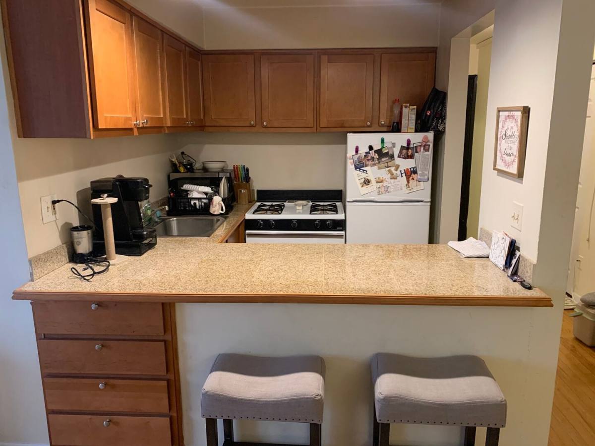 Apartment for rent at 431 W Barry #328, Chicago, IL 60657