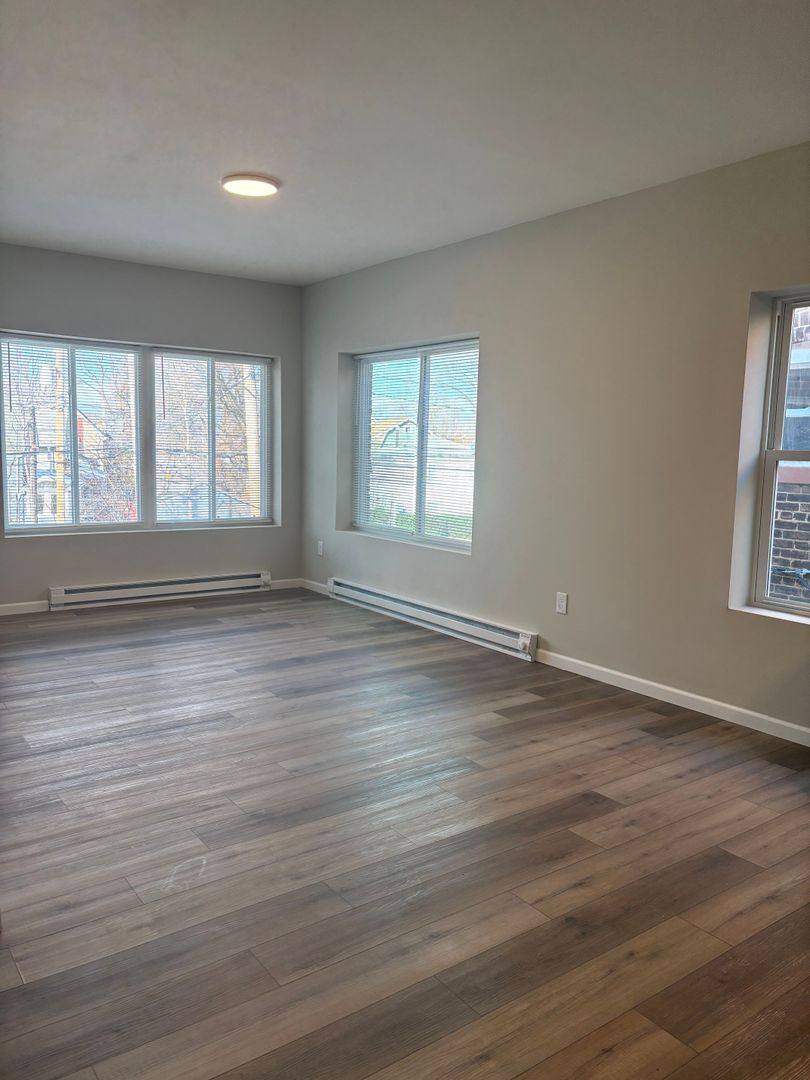 Apartment for rent at 14614 Lake Shore Blvd, Cleveland, OH 44110