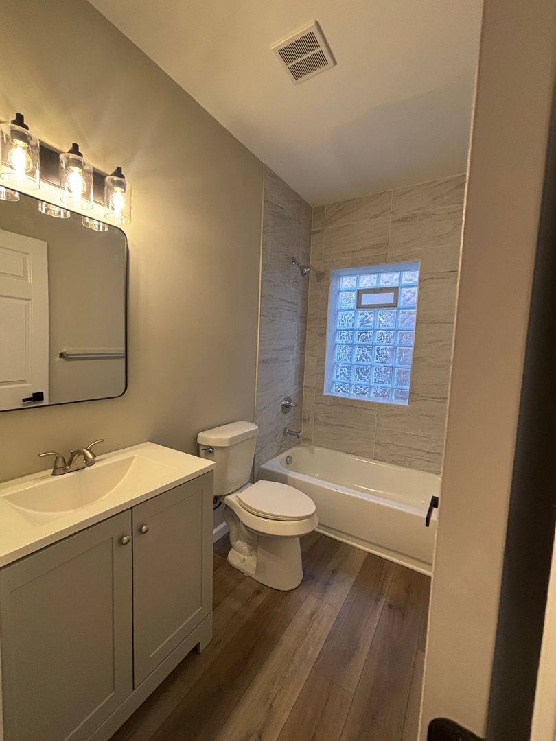 Apartment for rent at 14614 Lake Shore Blvd, Cleveland, OH 44110