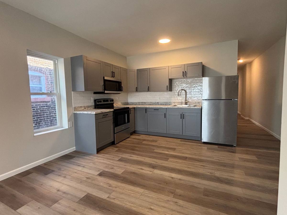 Apartment for rent at 14614 Lake Shore Blvd, Cleveland, OH 44110