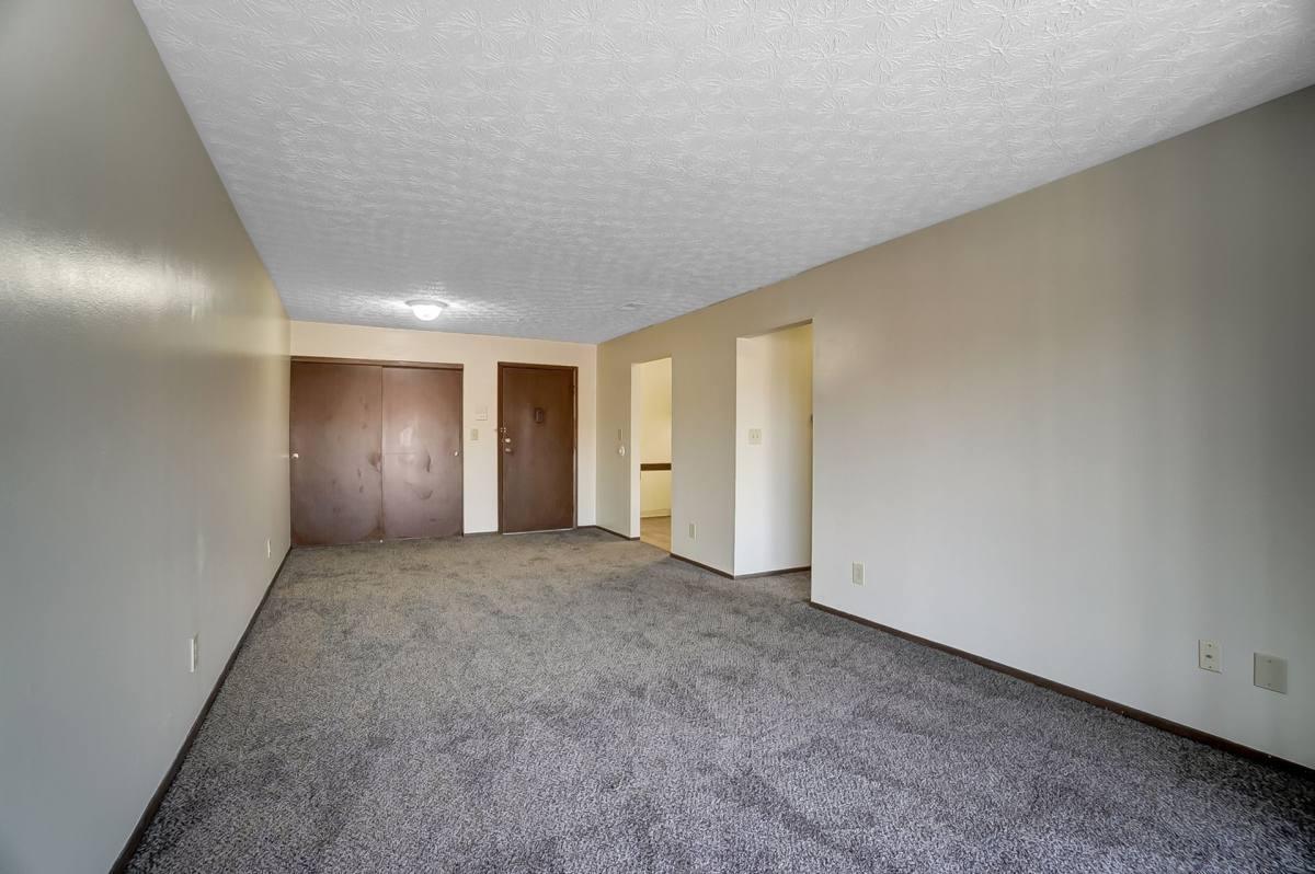 Apartment for rent at 1416 Striebel Rd, Columbus, OH 43227