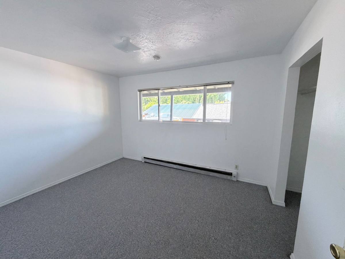 Apartment for rent at 2204 SE 50th Ave, Portland, OR 97215