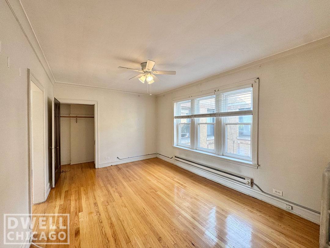 Apartment for rent at 4216 N Clark St, Chicago, IL 60613
