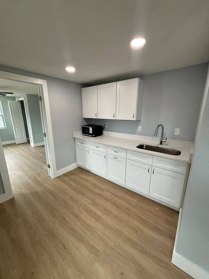 Apartment for rent at 3791 58th Ave N, Saint Petersburg, FL 33714