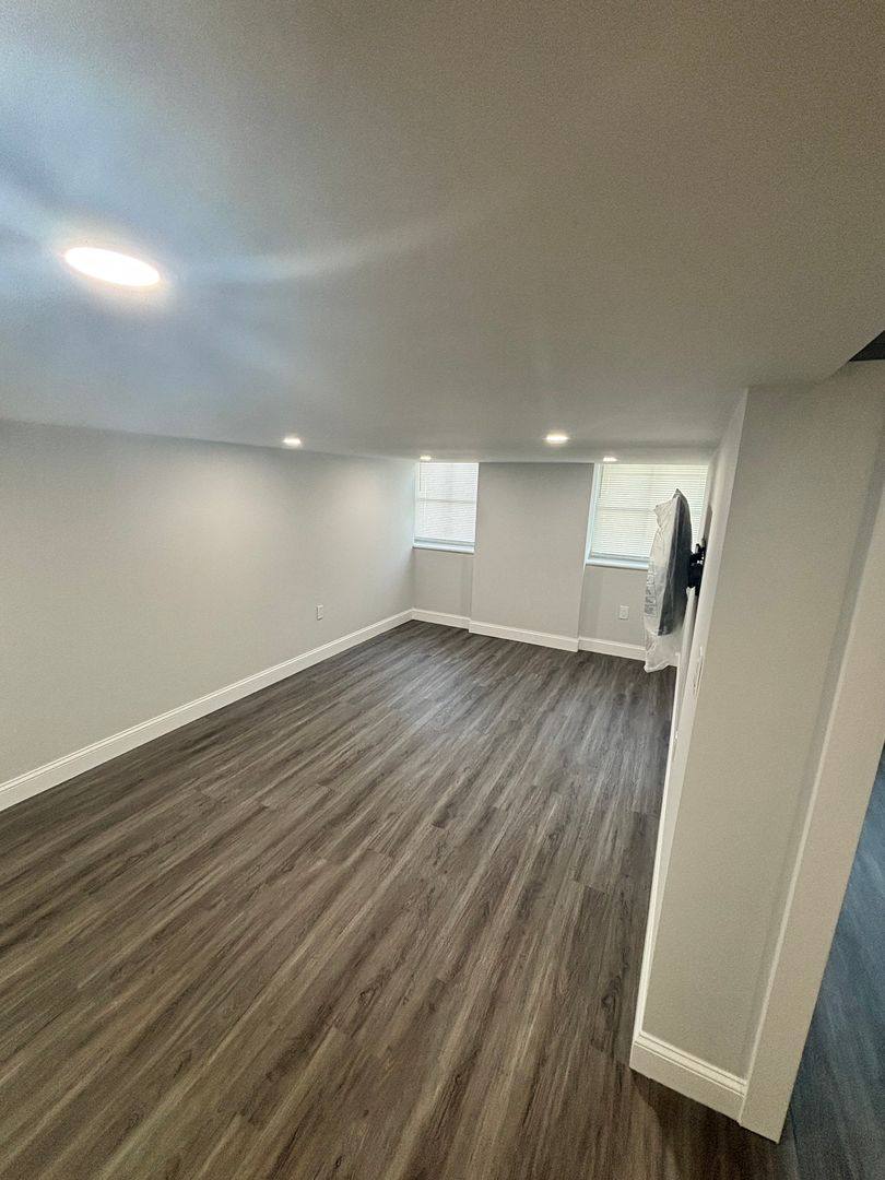 Apartment for rent at 24 Mount Vernon St, Lynn, MA 01901
