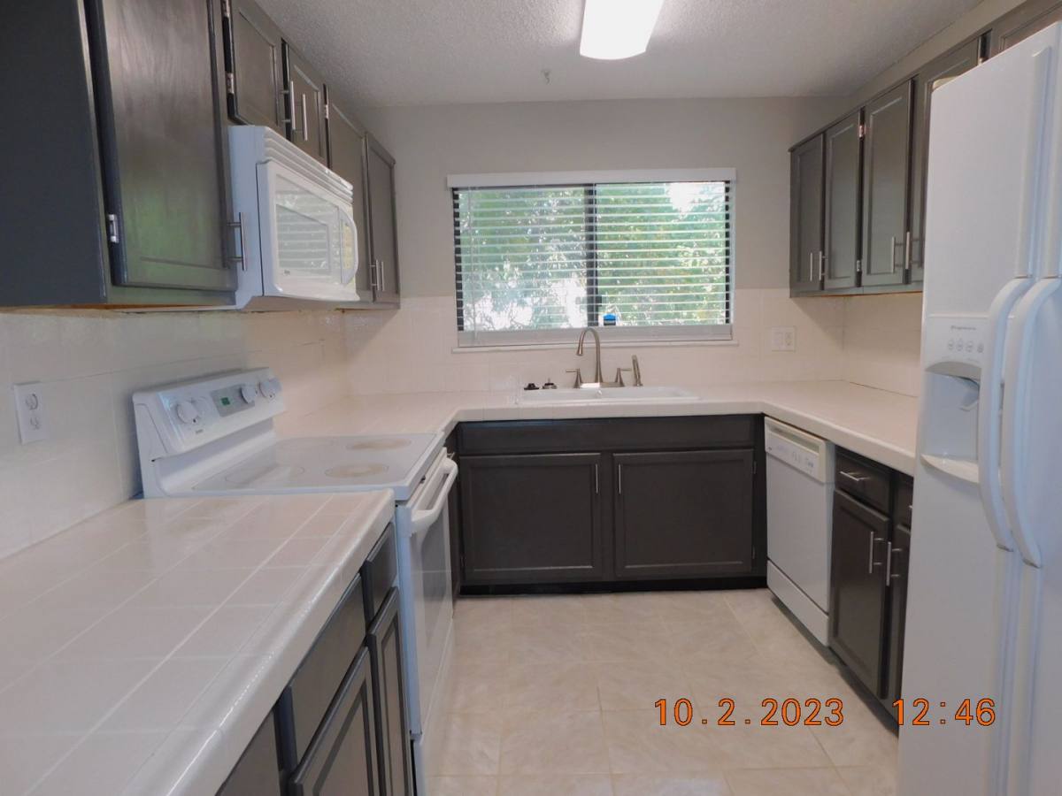Condo for rent at 3586 S Depew St, Denver, CO 80235