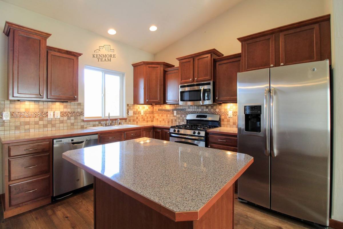 House for rent at 4803 Catalonia Dr, Pasco, WA 99301