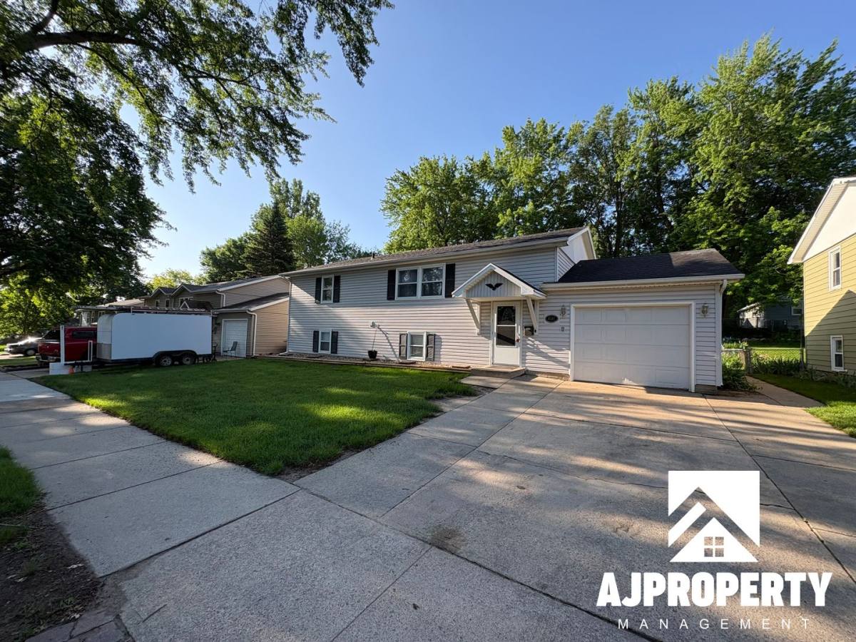 House for rent at 4001 E 20th St, Sioux Falls, SD 57103
