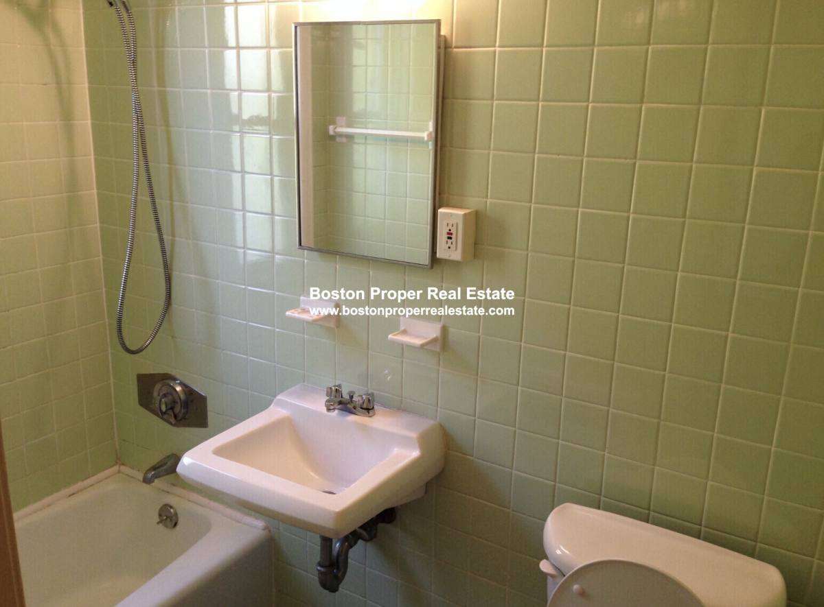 Apartment for rent at 70 S Huntington Ave #22, Jamaica Plain, MA 02130