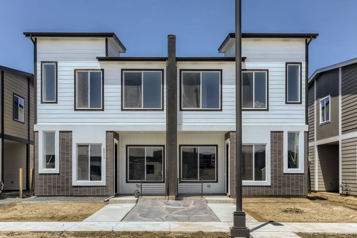 Townhouse for rent at 5315 E 63rd Place, Commerce City, CO 80022
