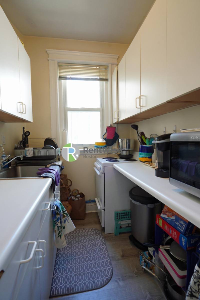 Apartment for rent at 1844 Commonwealth Ave #12, Brighton, MA 02135