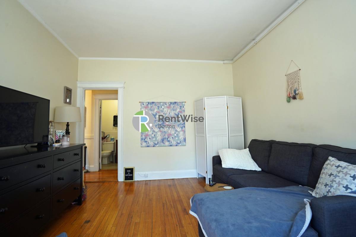 Apartment for rent at 1844 Commonwealth Ave #12, Brighton, MA 02135