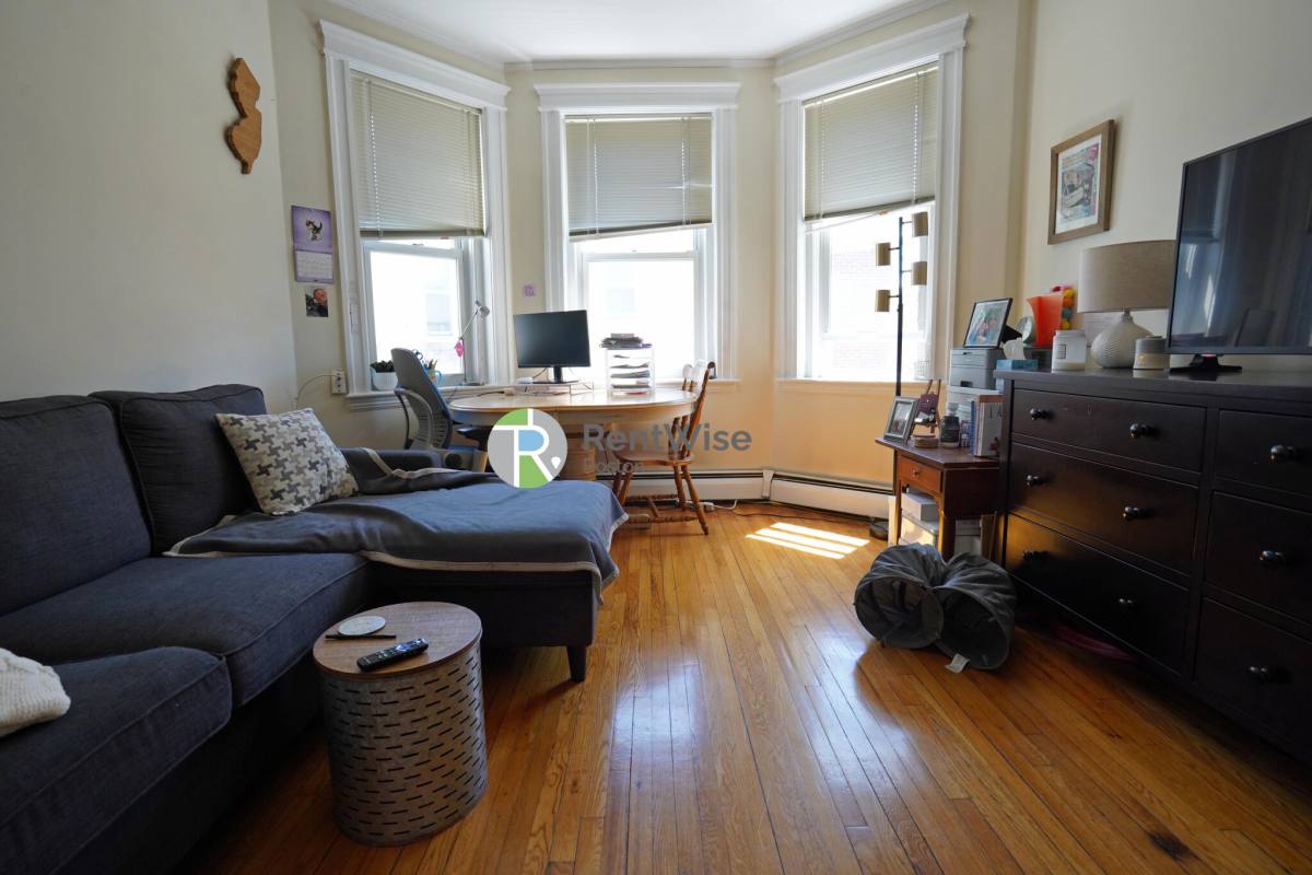 Apartment for rent at 1844 Commonwealth Ave #12, Brighton, MA 02135