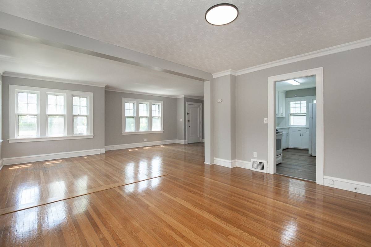 Apartment for rent at 18231 Winslow, Beachwood, OH 44122