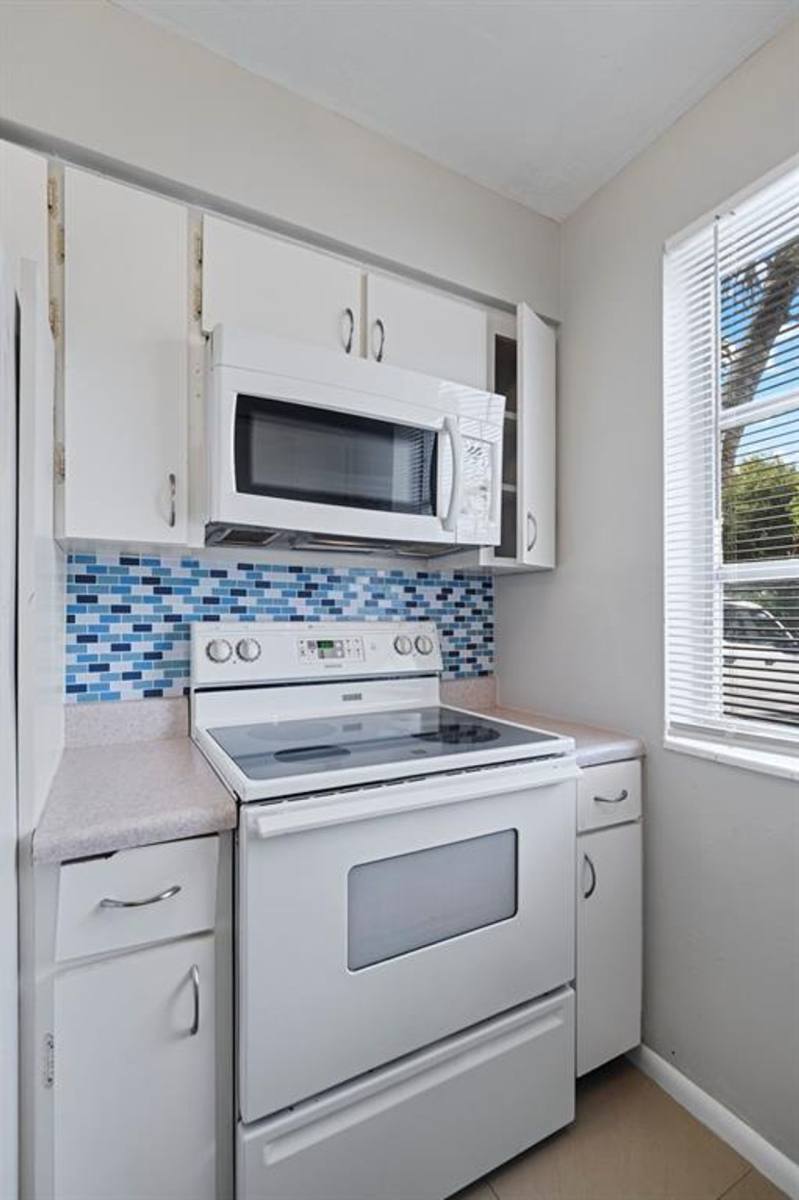 Apartment for rent at 2120 & 2150 NE, Pompano Beach, FL 33064