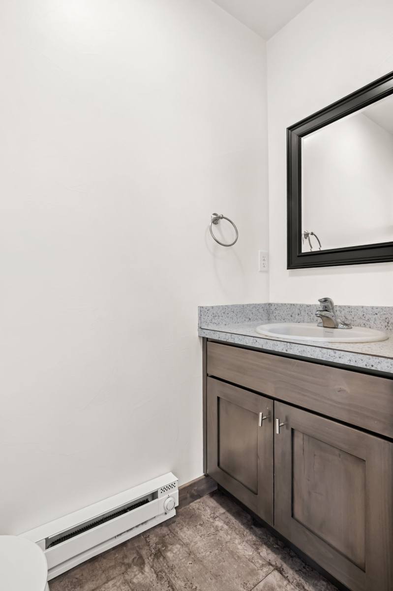 Apartment for rent at 800 Gibbon St, Helena, MT 59601