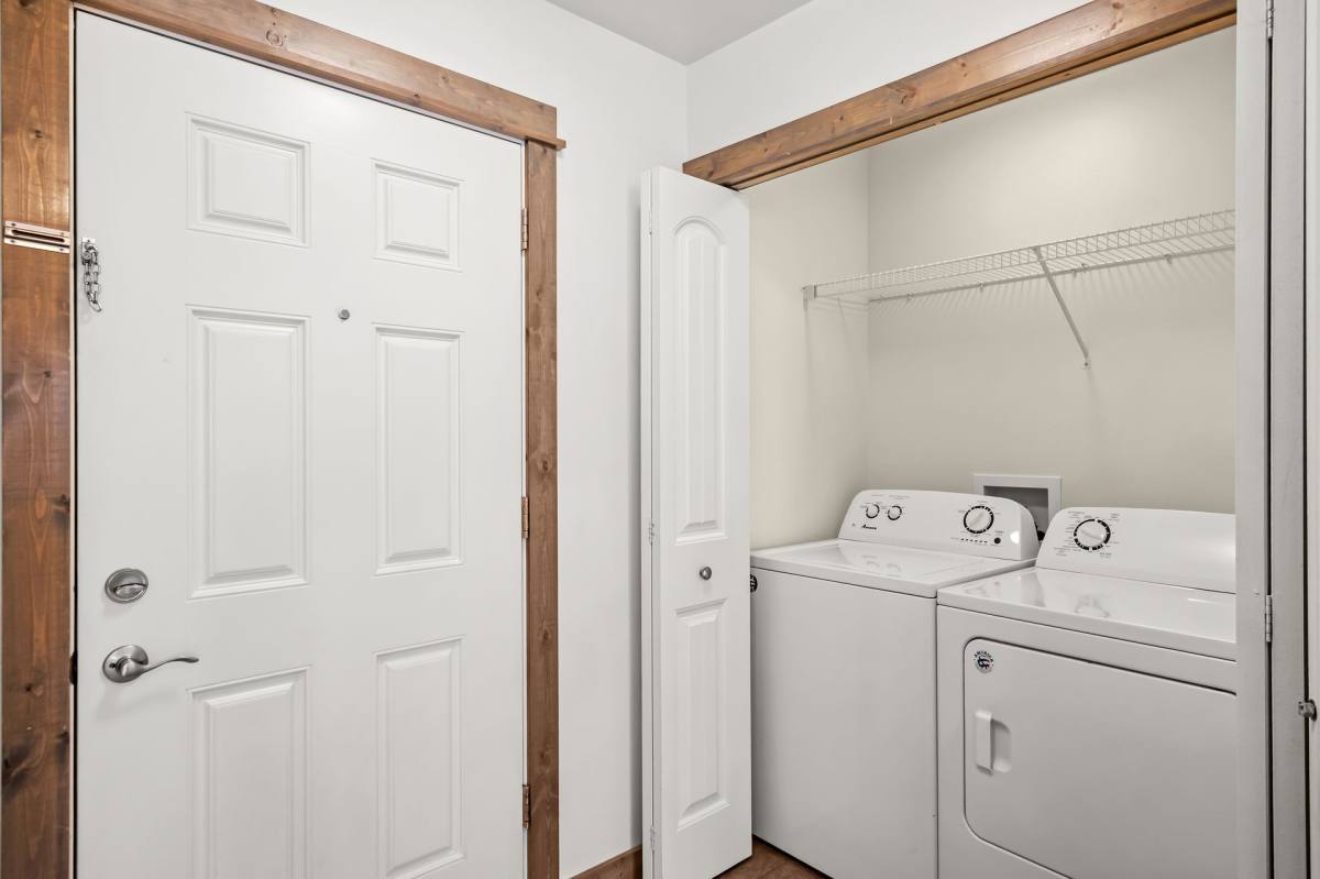 Apartment for rent at 800 Gibbon St, Helena, MT 59601