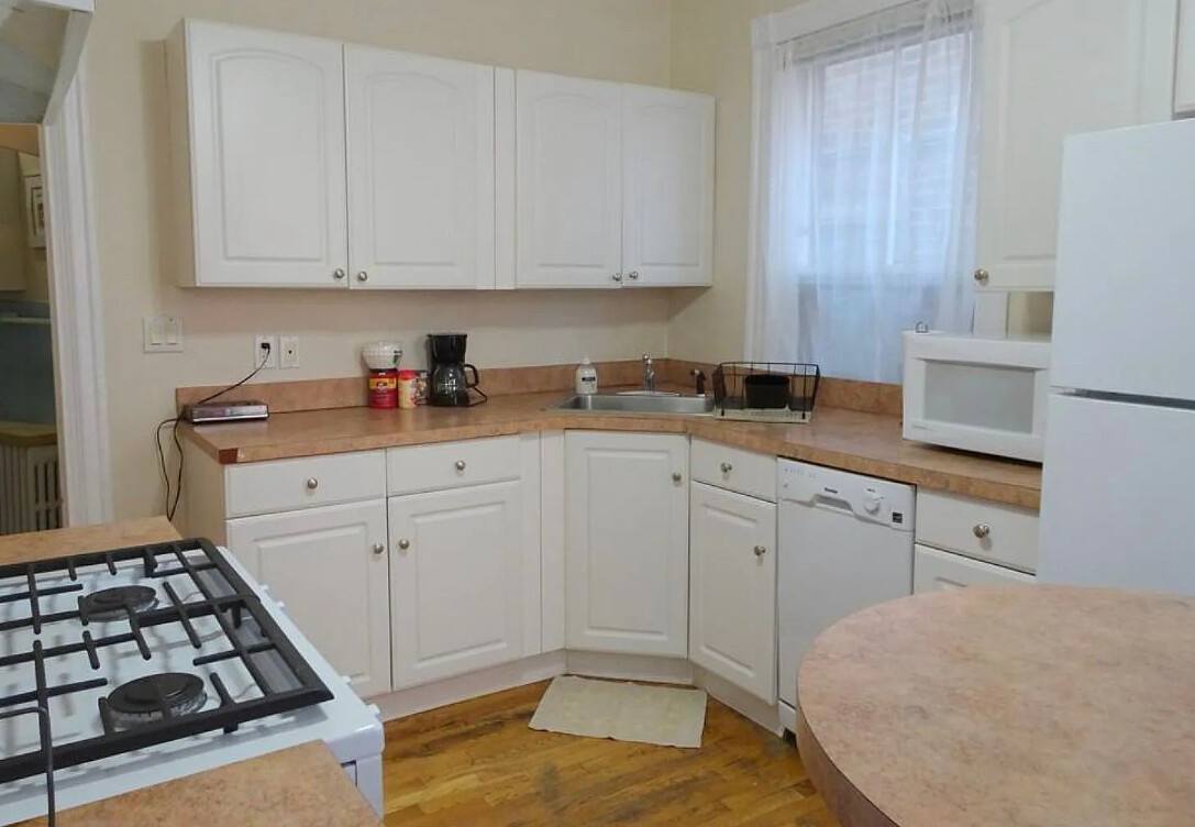 Apartment for rent at 35A Harvard St #1, Brookline, MA 02445