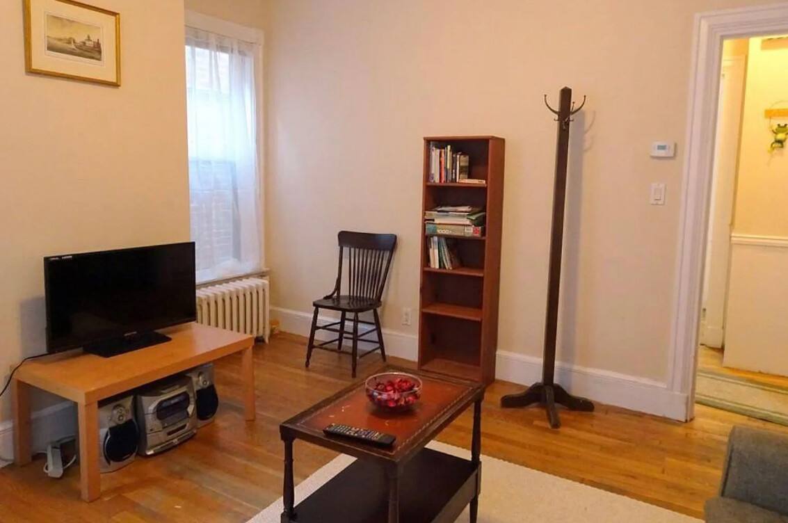 Apartment for rent at 35A Harvard St #1, Brookline, MA 02445