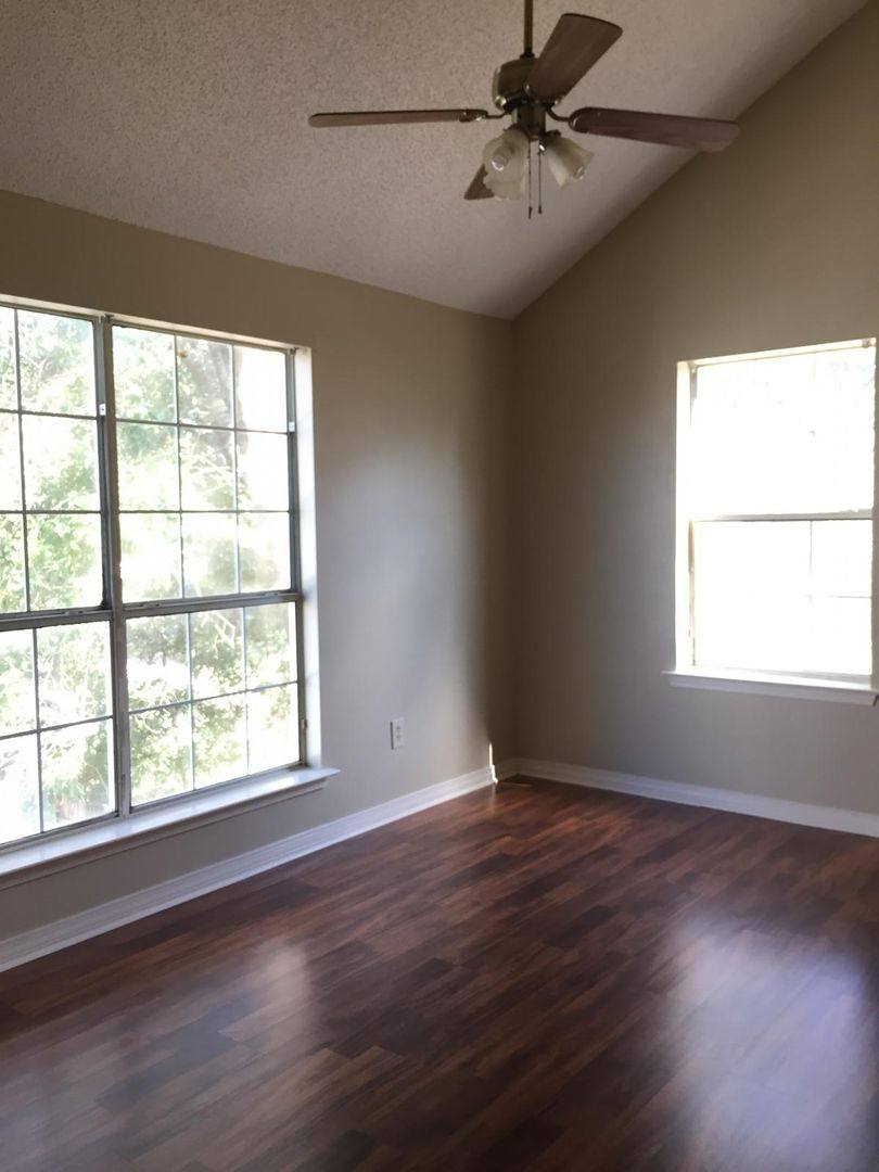 Townhouse for rent at 2703 Rue Saint Martin, Hammond, LA 70403