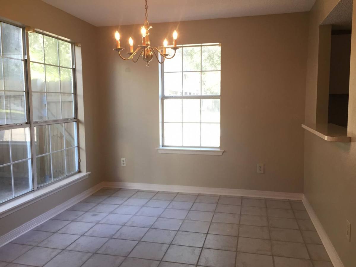 Townhouse for rent at 2703 Rue Saint Martin, Hammond, LA 70403