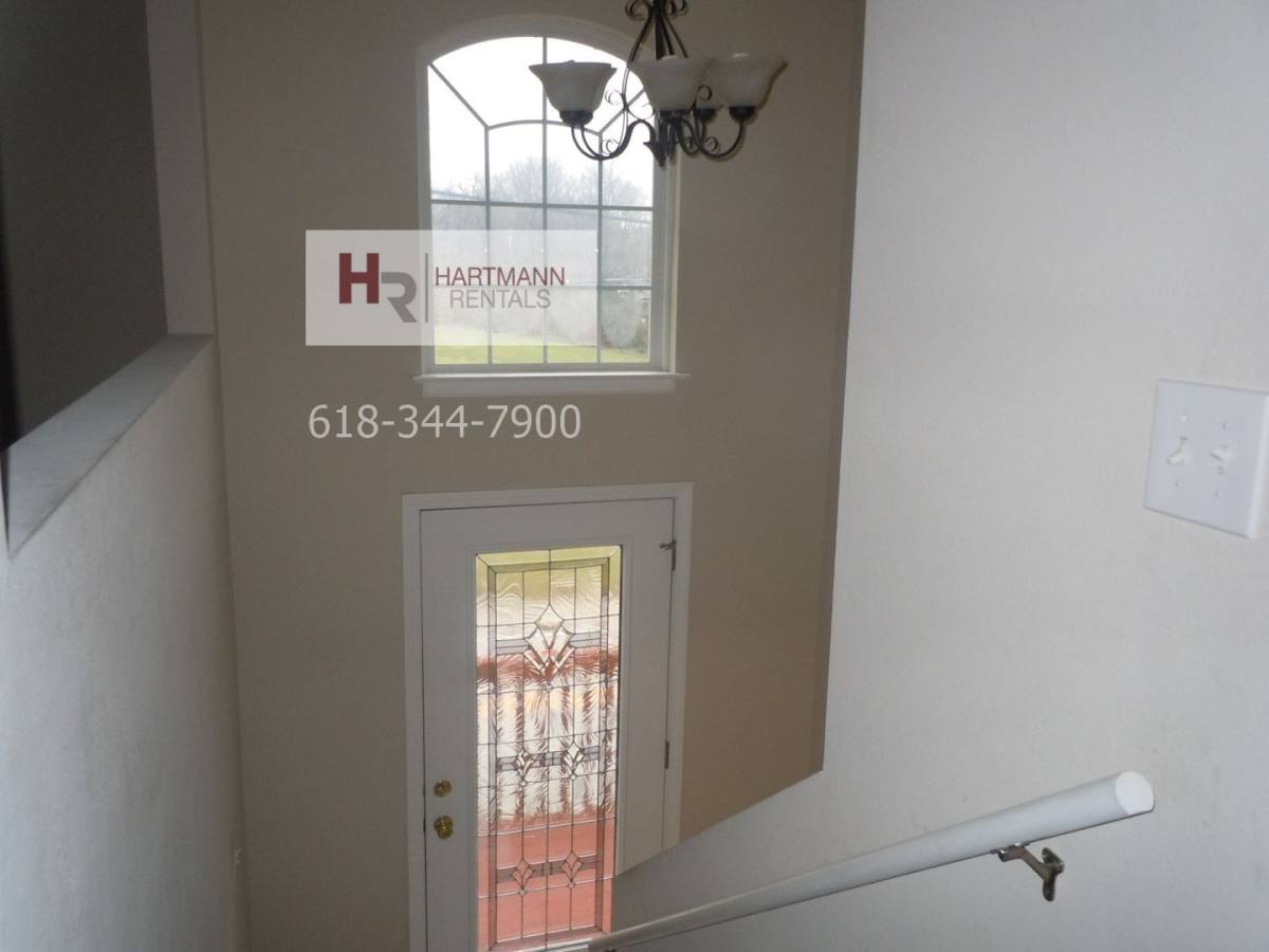 Apartment for rent at 123 W Center St, Troy, IL 62294