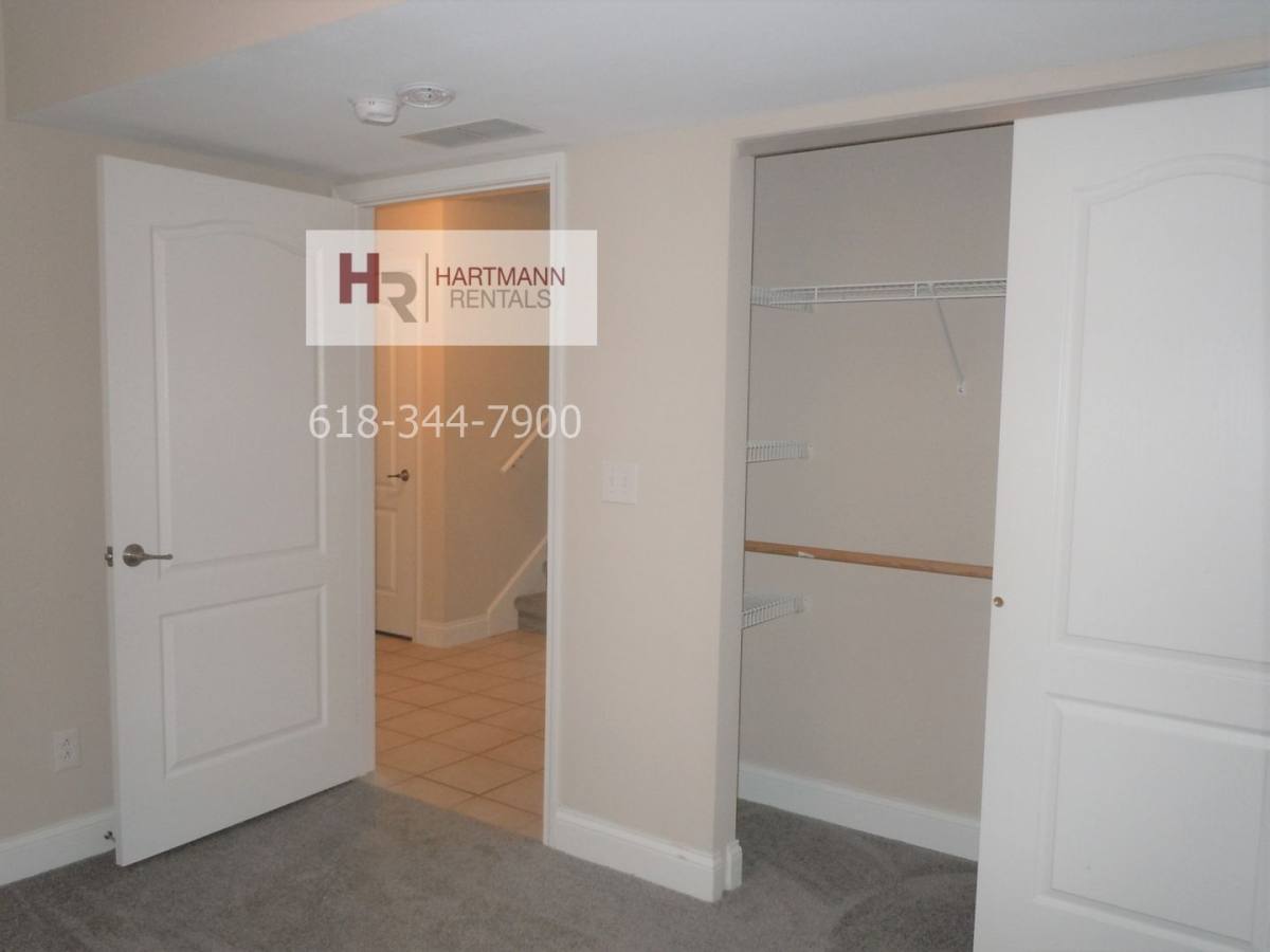 Apartment for rent at 123 W Center St, Troy, IL 62294