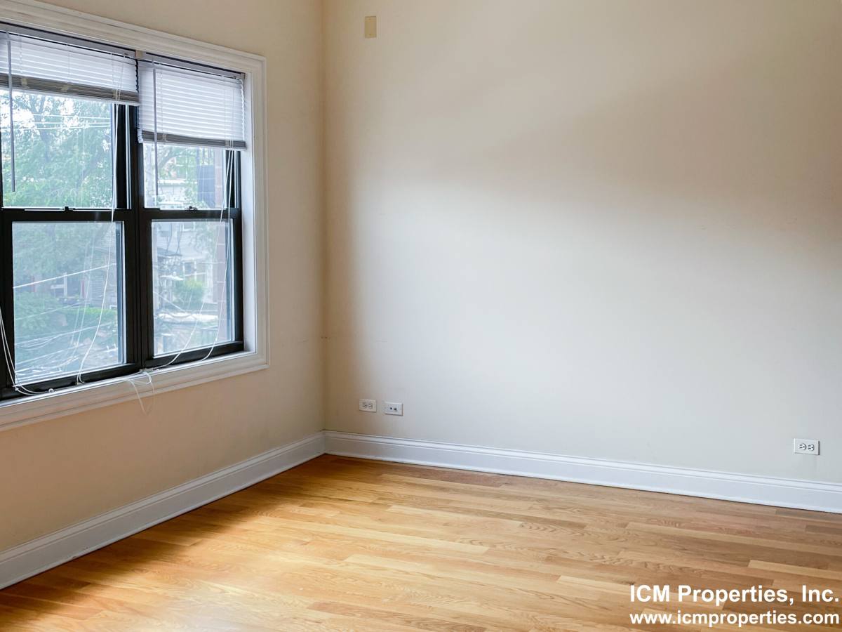 Apartment for rent at 3229 N Kenmore Ave #3, Chicago, IL 60657