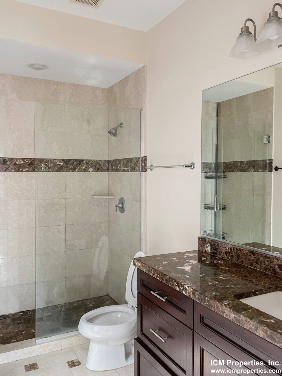 Apartment for rent at 3229 N Kenmore Ave #3, Chicago, IL 60657