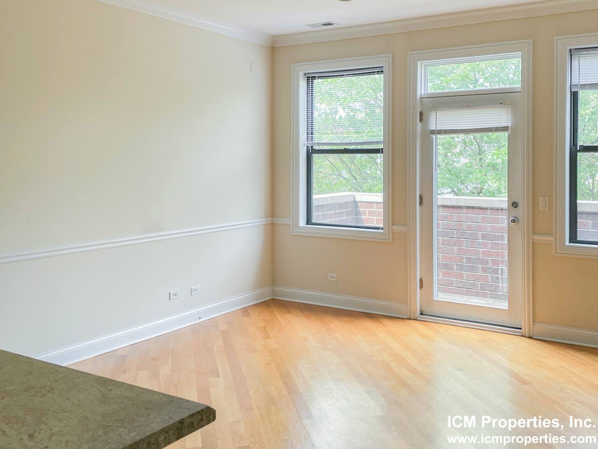 Apartment for rent at 3229 N Kenmore Ave #3, Chicago, IL 60657