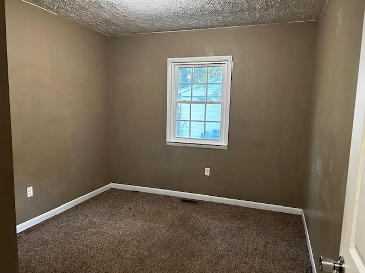 House for rent at 706 Wren St, Lumberton, NC 28358