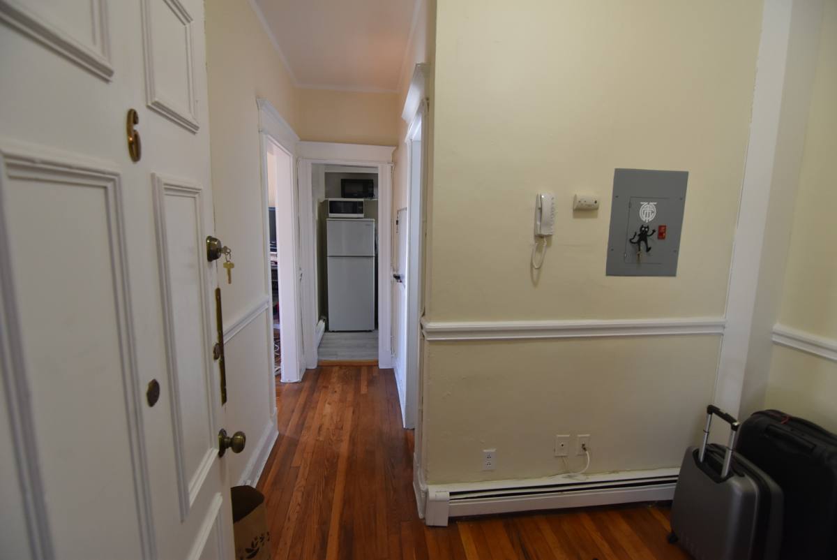 Apartment for rent at 1669 Commonwealth Ave #6, Brighton, MA 02135