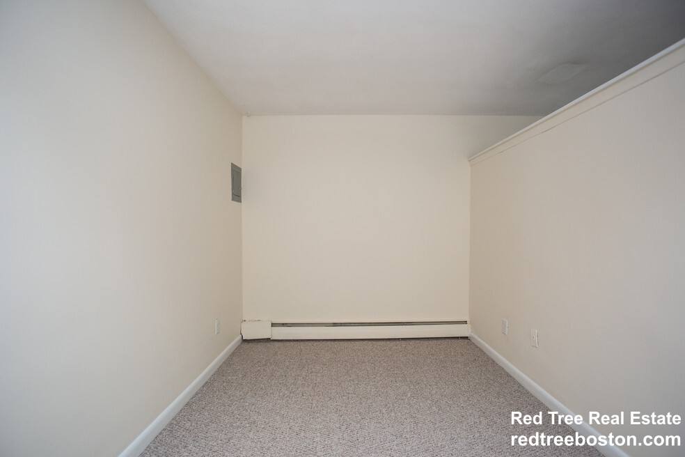 Apartment for rent at 245 Main St #15, Watertown, MA 02472