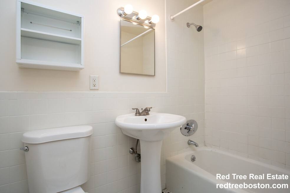 Apartment for rent at 245 Main St #15, Watertown, MA 02472