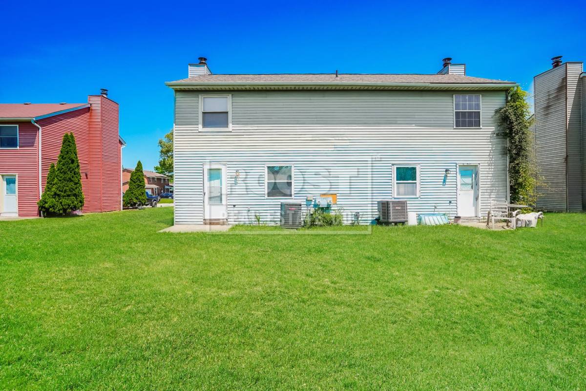 Apartment for rent at 5623-5625 Chatford Dr, Columbus, OH 43232